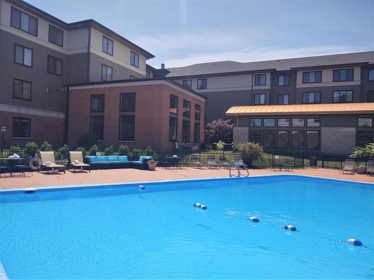 Comfort Inn & Suites Burlington Ngoại thất bức ảnh