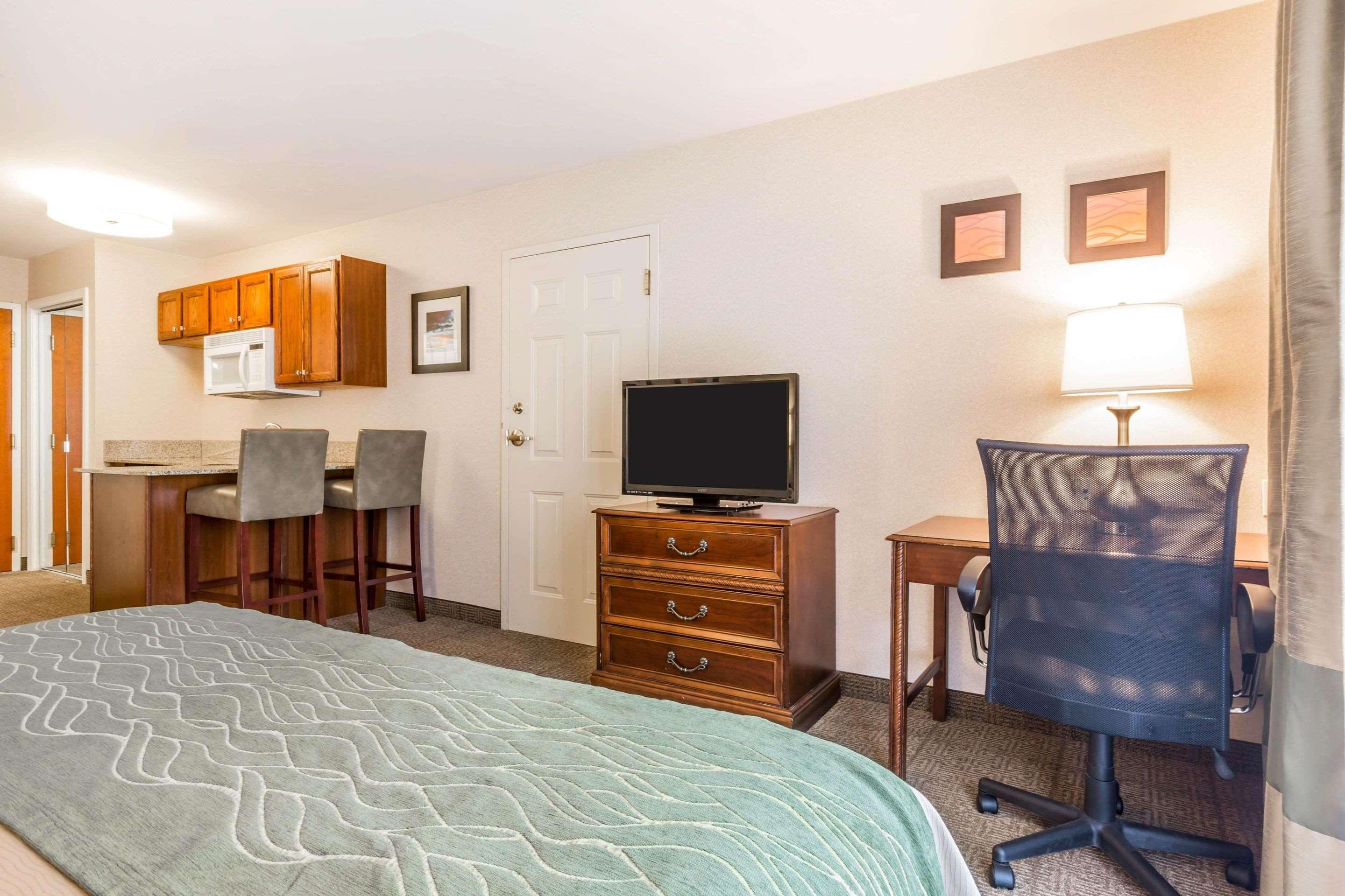 Comfort Inn & Suites Burlington Ngoại thất bức ảnh