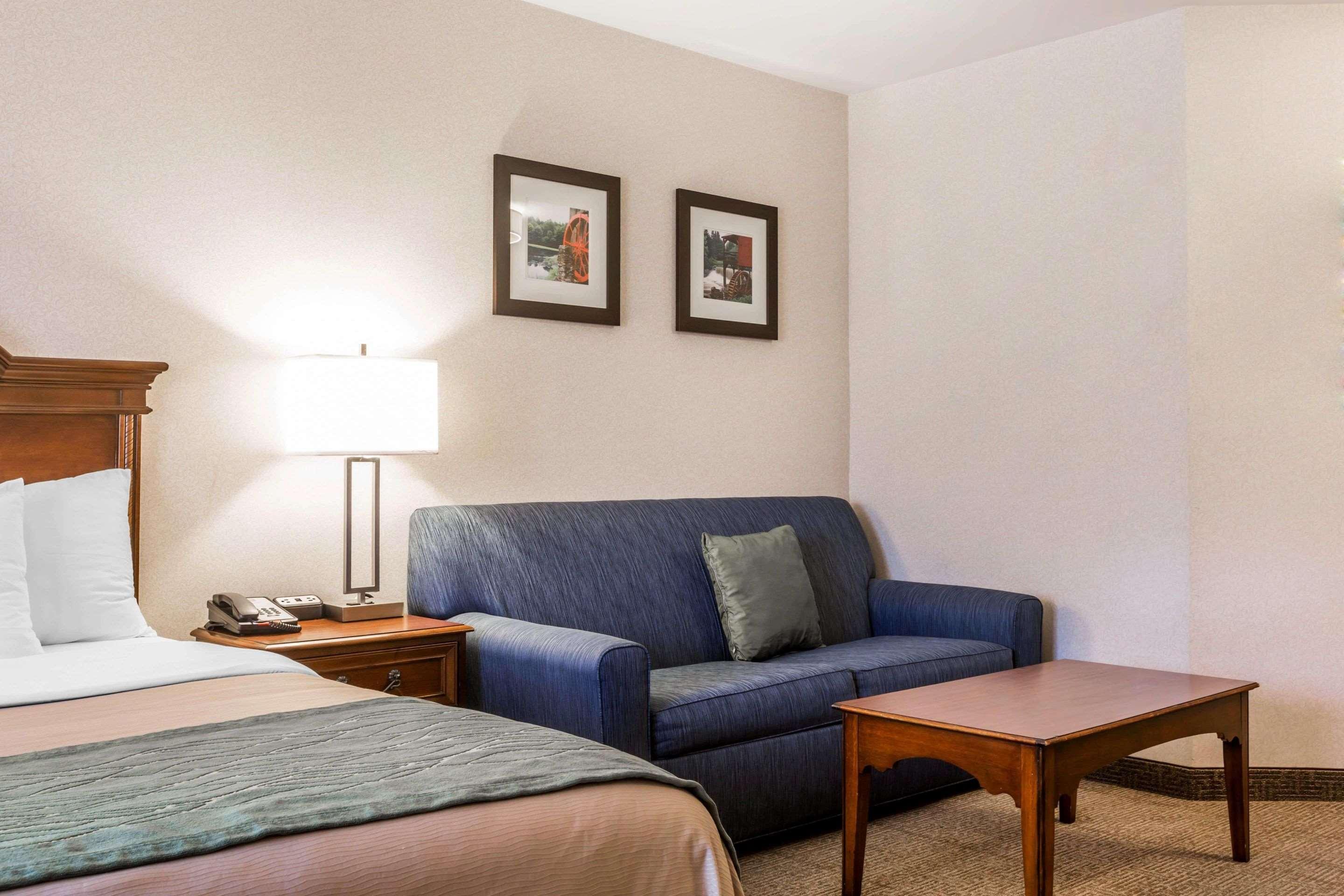 Comfort Inn & Suites Burlington Ngoại thất bức ảnh