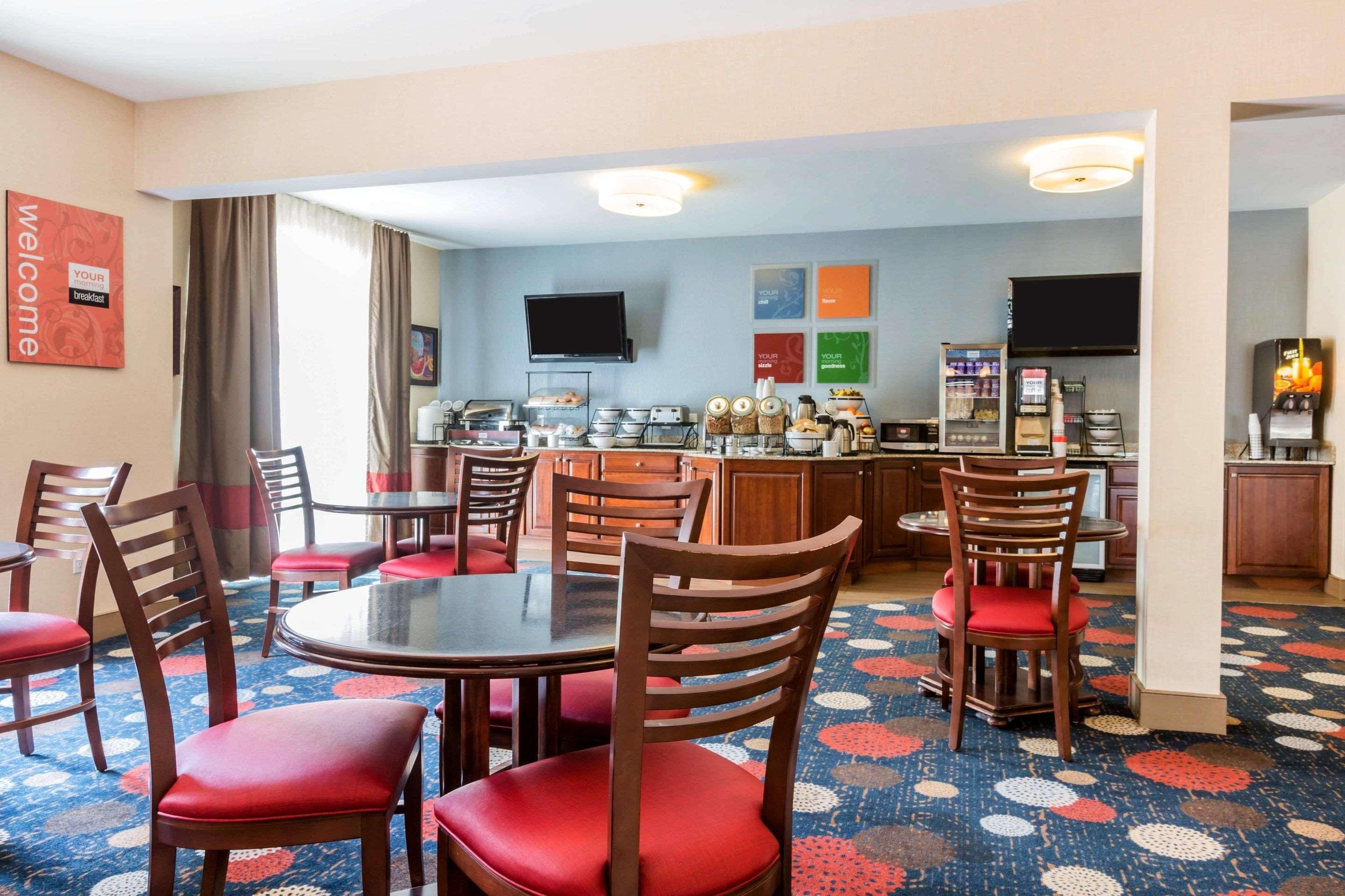 Comfort Inn & Suites Burlington Ngoại thất bức ảnh