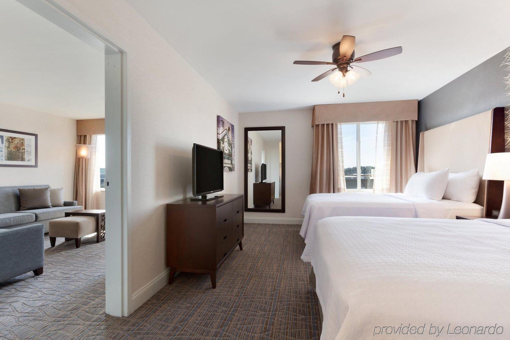 Comfort Inn & Suites Burlington Ngoại thất bức ảnh