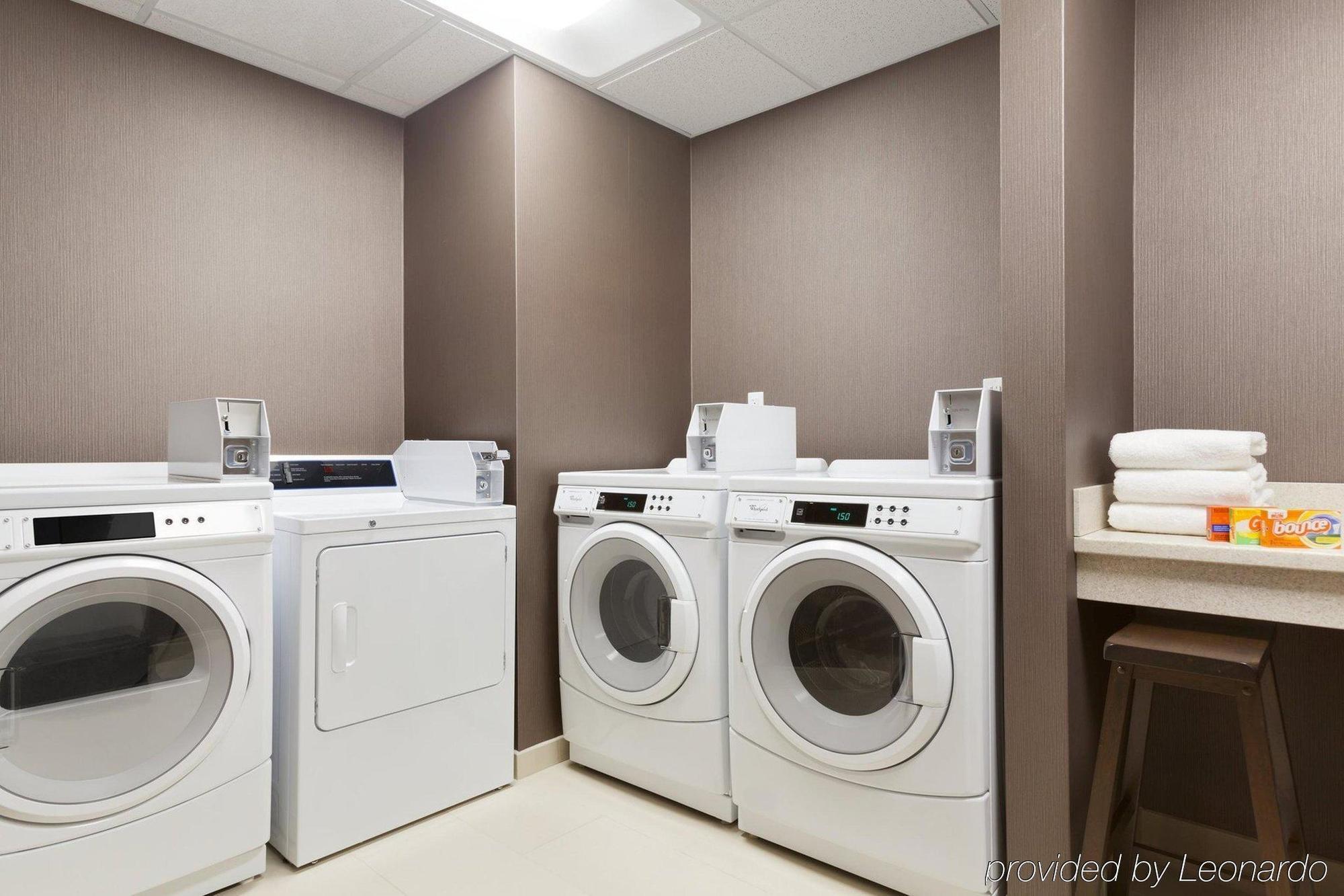 Comfort Inn & Suites Burlington Ngoại thất bức ảnh